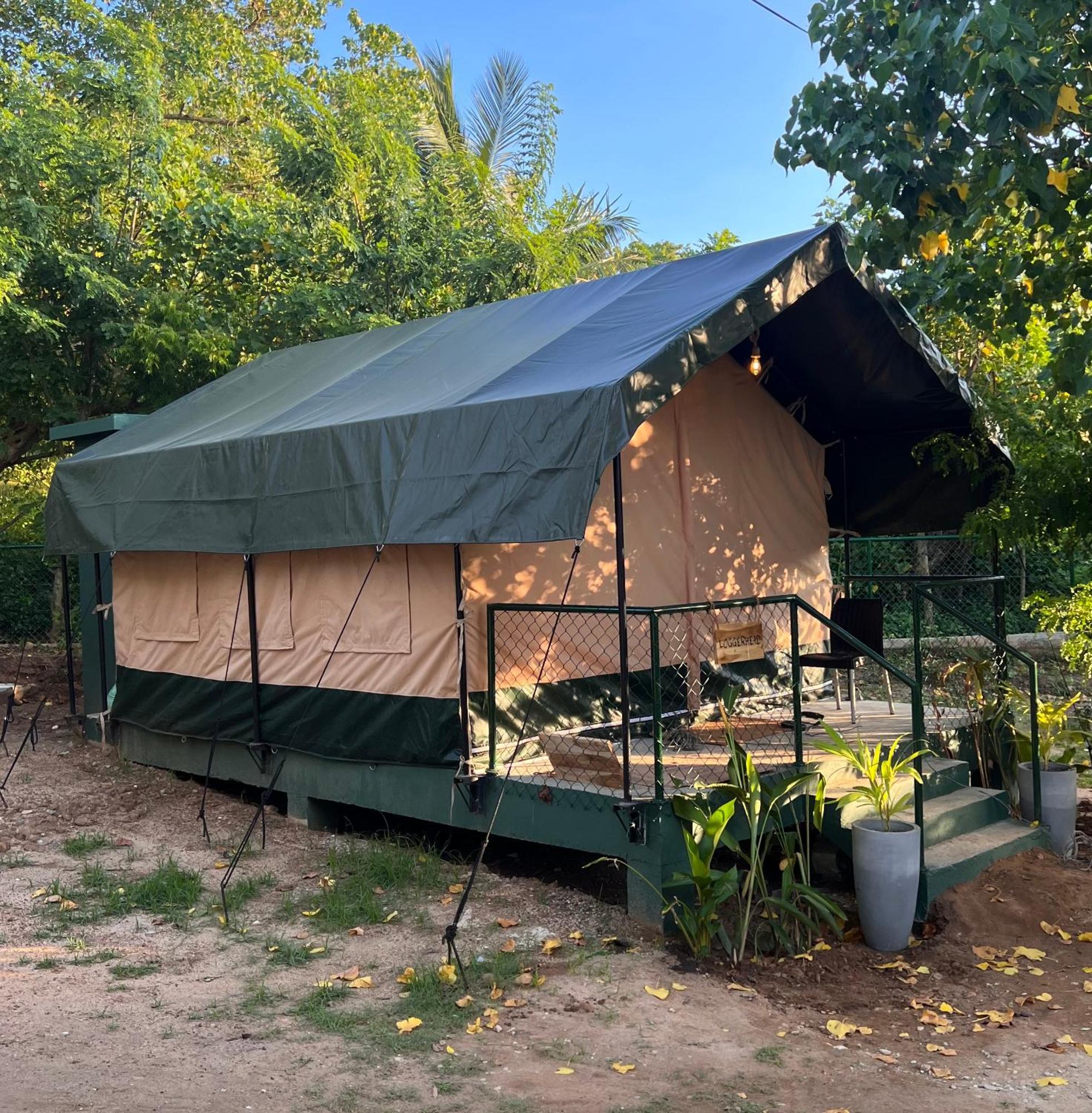 ホテル At One - Glamping Rekawa エクステリア 写真